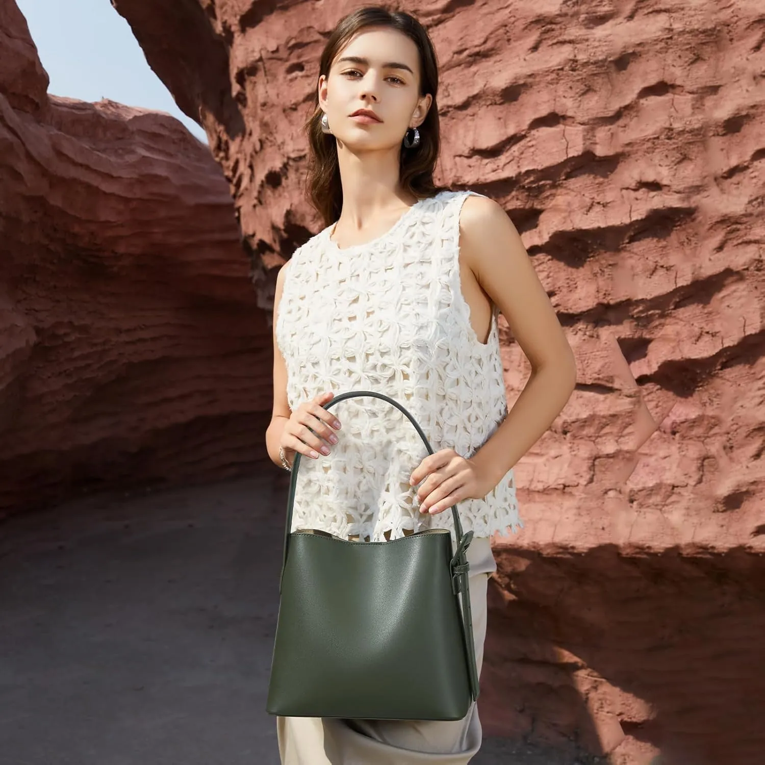 BOSTANTEN Bucket Bag Vegan Leather Shoulder Purses for Women Trendy Adjustable Strap